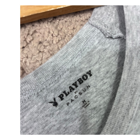 Cropped Playboy Pacsun Women's T-Shirt M - Picture 4 of 6